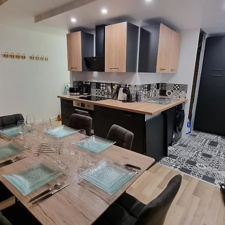 Duplex Saint-Pierre - Parking Et Wifi Gratuit Apartment Chartres Exterior photo