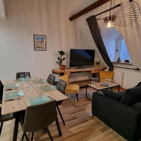 Duplex Saint-Pierre - Parking Et Wifi Gratuit Apartment Chartres Exterior photo