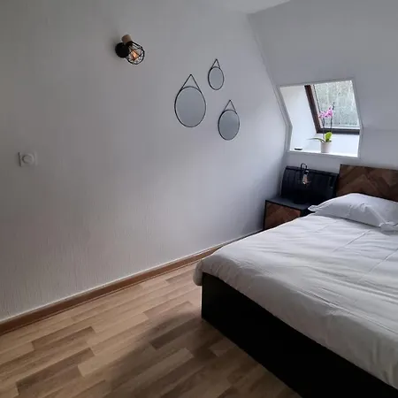 Duplex Saint-Pierre - Parking Et Wifi Gratuit Apartment Chartres Exterior photo